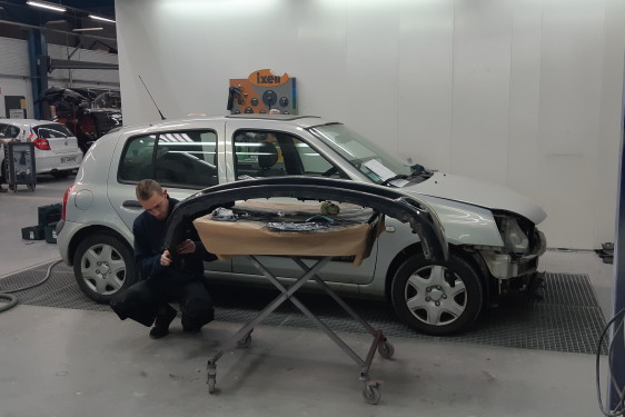 Carrosserie 13